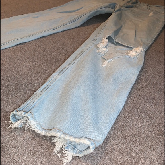 A&F 90's Straight Ultra High Rise Jeans - Picture 2 of 5